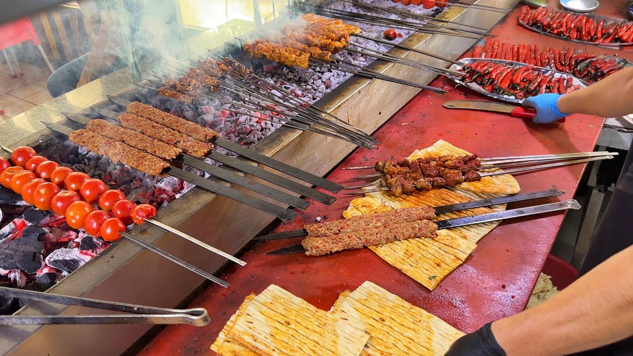 Street Food Secrets: The Hidden World of Turkish Vendors