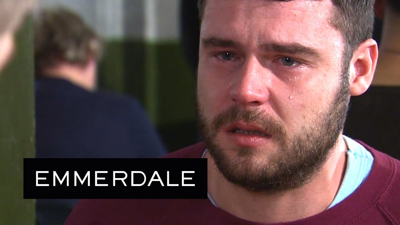 Emmerdale - Will Chas Reveal What Robert Has Done?