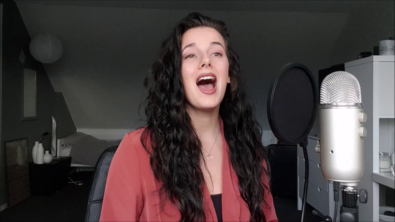 A-Zee cover: Christina Aguilera - Bound to you (by Anne van der Zee)