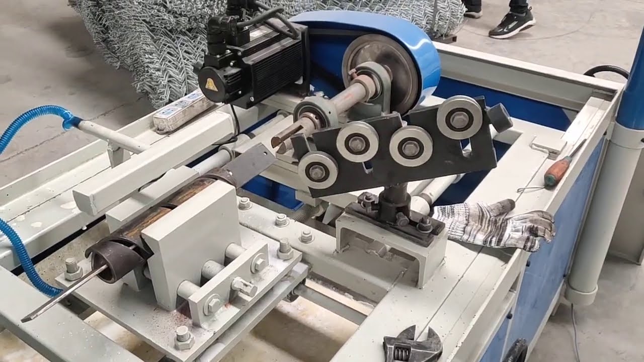 Full automatic chain link fence machine/diamond shape fence weaving machine