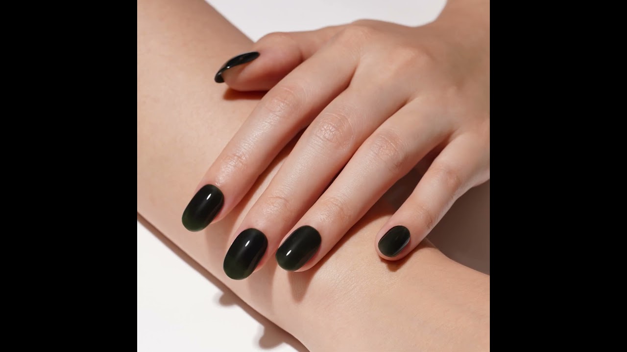 BLUESKY GLASS GEL POLISH - LBG06 - EMERALD ENVY #gelnail #gelpolish #glassnails #tortoiseshell