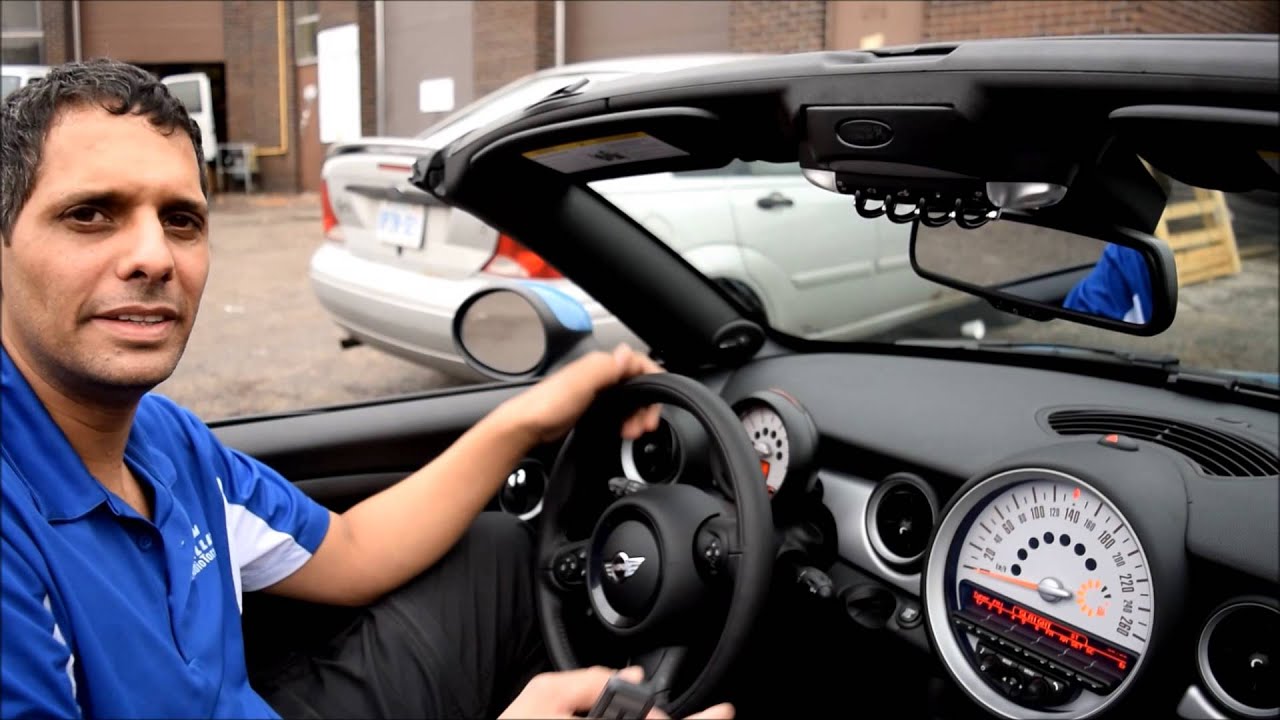 2014 MINI Cooper Roadster blind spot detection system