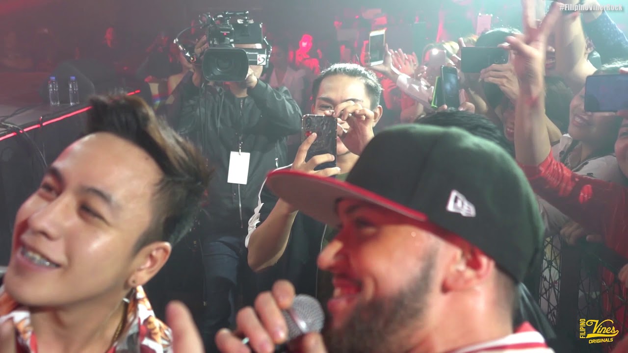 Super Talented BILLY CRAWFORD! Live!