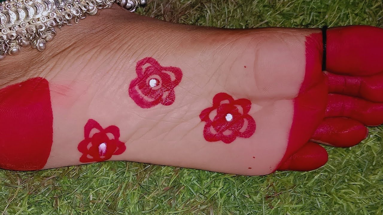 Sole feet 🐾 alta ka design 🌺 मकर संक्रांति स्पेशल आलाता डिज़ाइन।