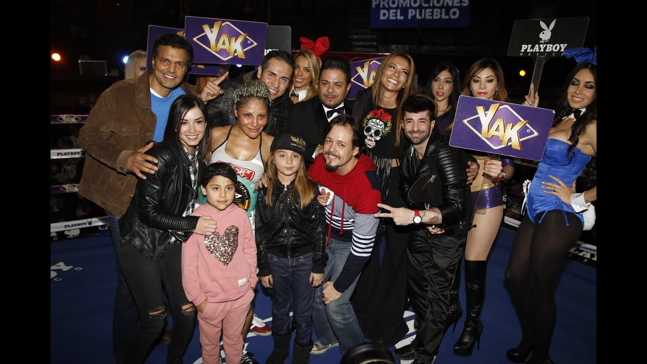Mariana “Barby“ Juárez vs  Noemí “No-No“ Bosques