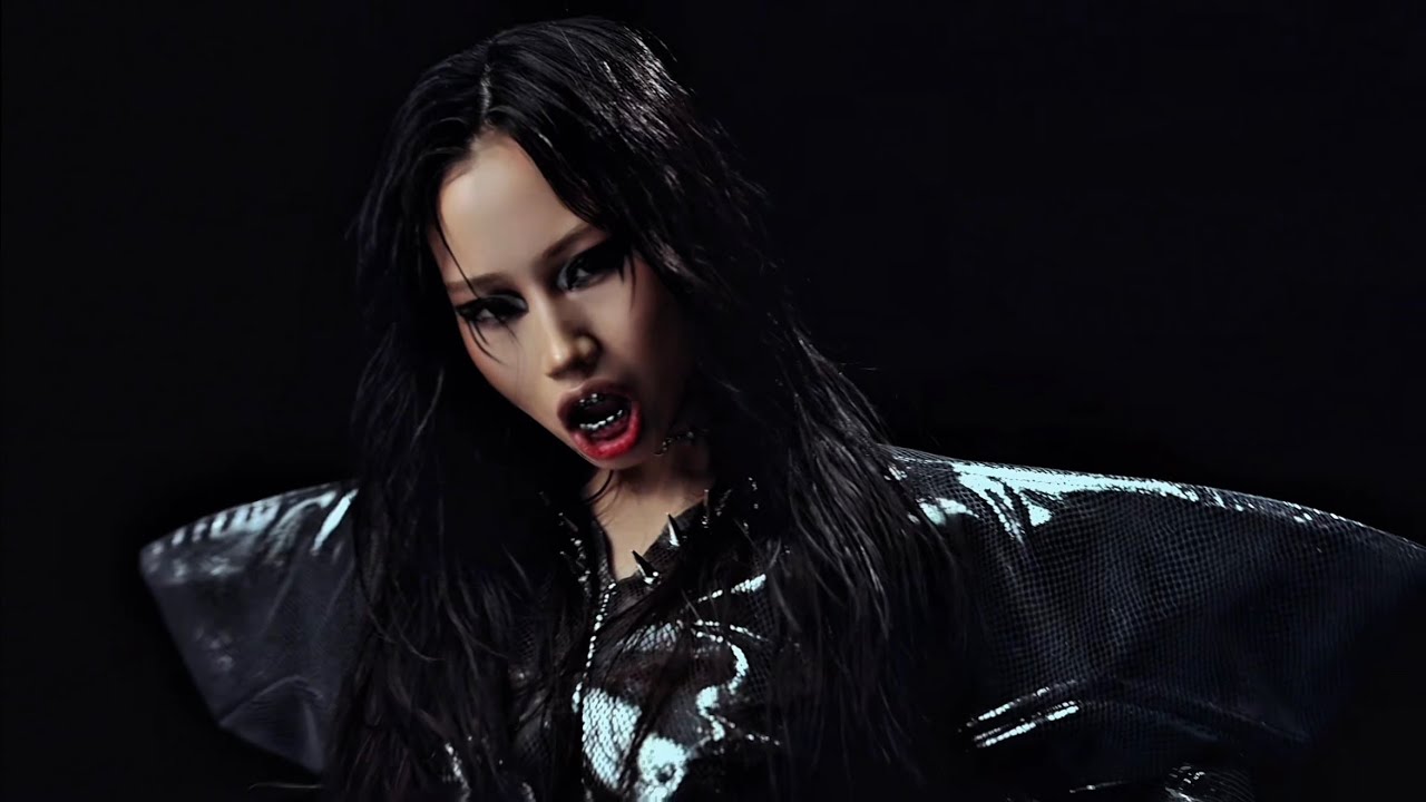 ARYANNA - TEAR DA CLUB UP (Official Music Video)