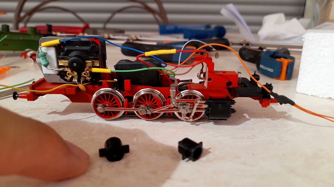 Digitalizar locomotora 3413 Marklin. Video n°3. Digitalizing locomotive Märklin.