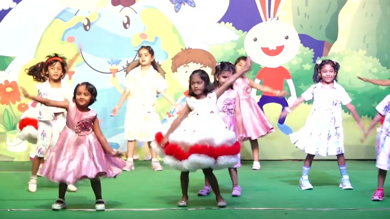 Welcome Dance by our EuroSenior Girls at the 2025-26 batch Annual Day event of EuroKids Manikonda!!!