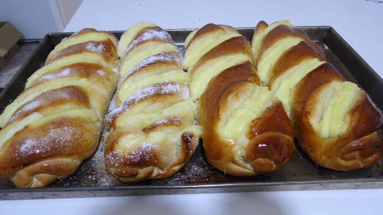 pão costela de Adão com creme de baunilha
