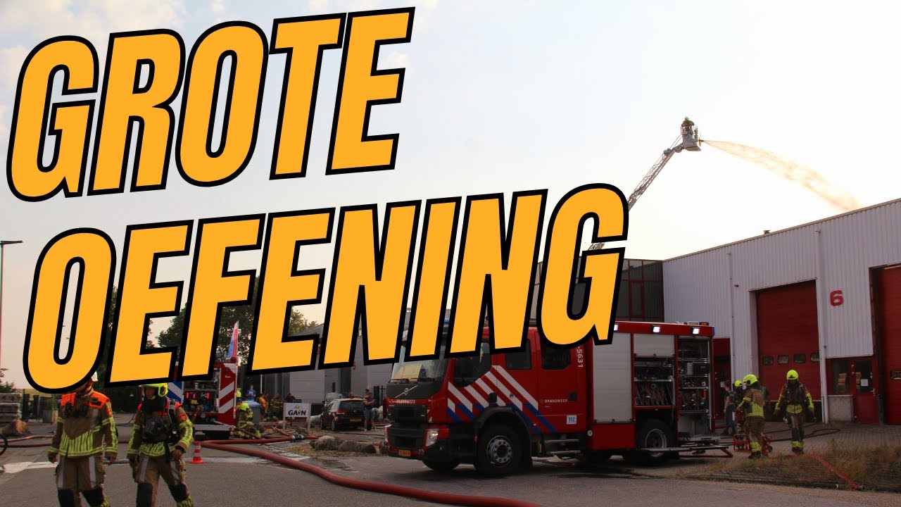 Grote brandweeroefening Werkendam