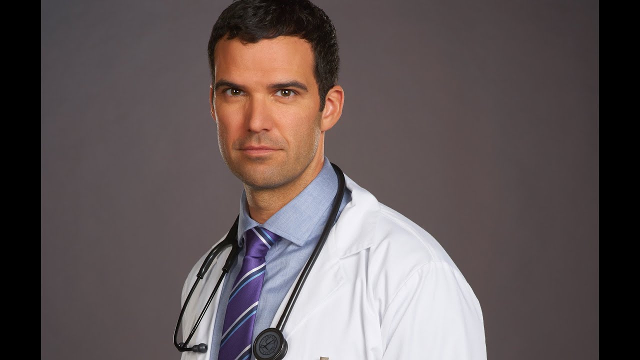 Benjamin Ayres on 'Saving Hope' season 3 finale