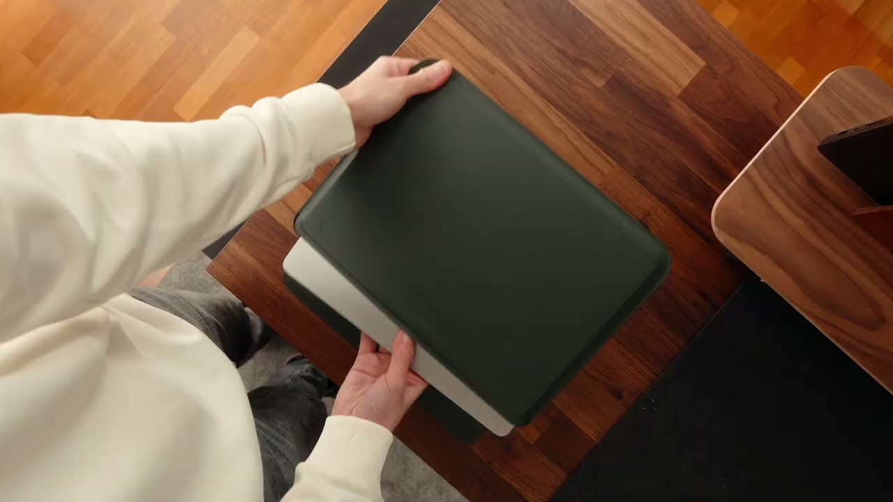 Pipetto Ultra Slim Sleeve &ndash; The Perfect MacBook Sleeve