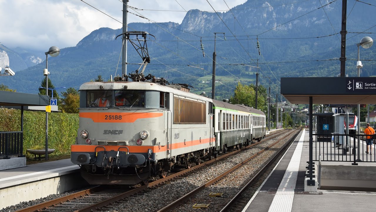 BB 25188 en gare de la Roche sur Foron