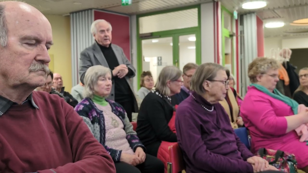 Veli-Matti Huhta kertoo Waltarin ja Paavolaisen 1920-luvun matkoista Töölön kirjastossa 26.2.2026.