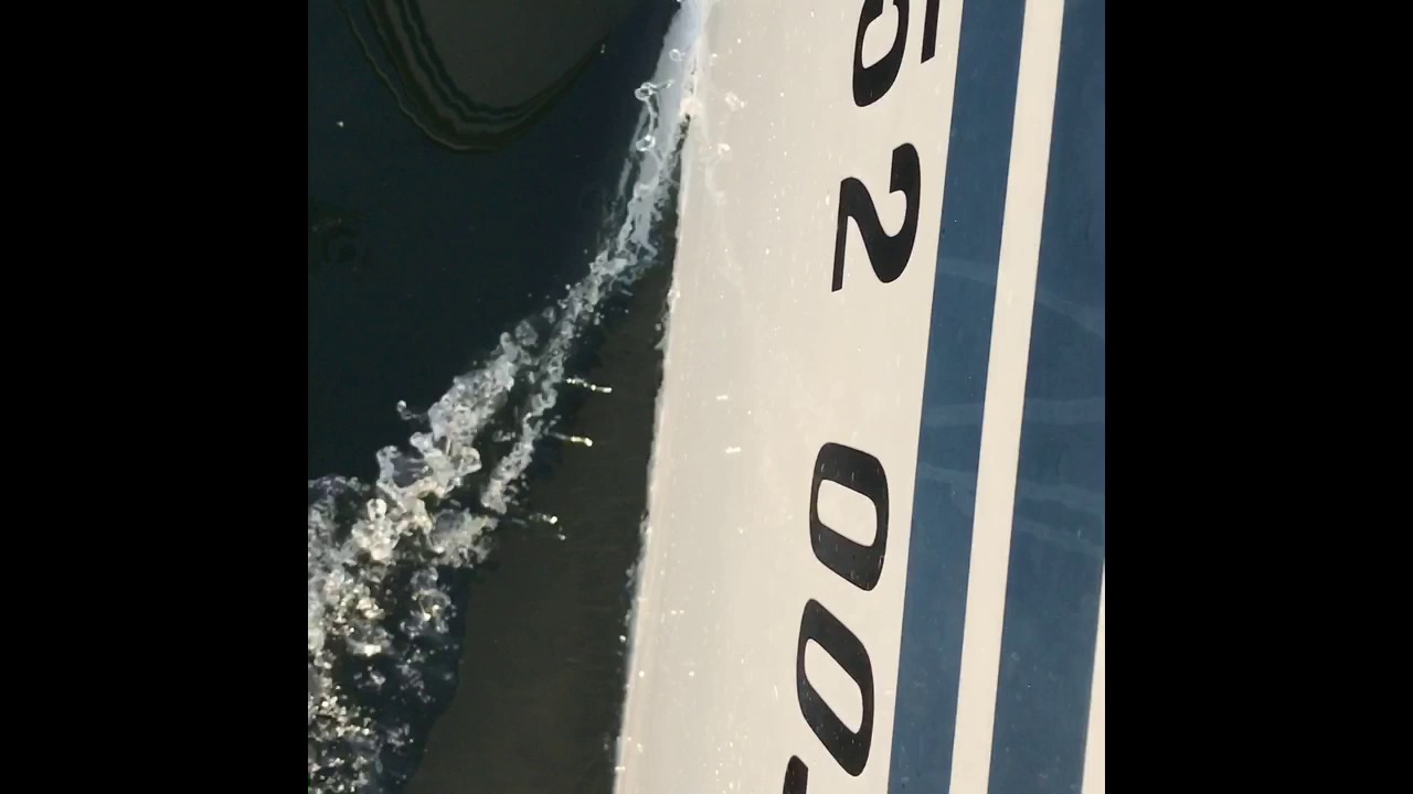 Einhand in sch&ouml;ner Abendstimmung auf dem Bodensee (04 2017)