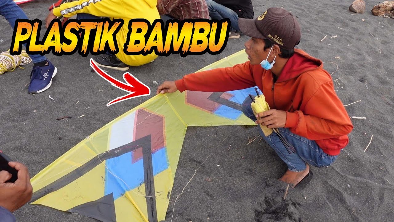 SETTING LAYANGAN QUADLINE BAMBU PLASTIK VS STUNTKITE BAMBU KAIN DI PANTAI SAMAS