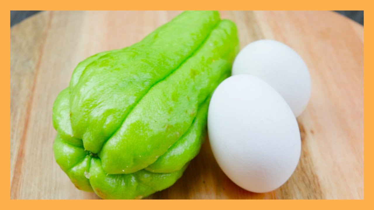 Com um chuchu e 2 ovos você prepara um jantar delicioso, econômico e saudável!