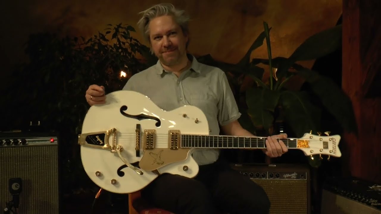 Gretsch White Falcon single cut model 6136T presented by Tobias Hoffmann at Vintage Guitar Oldenburg