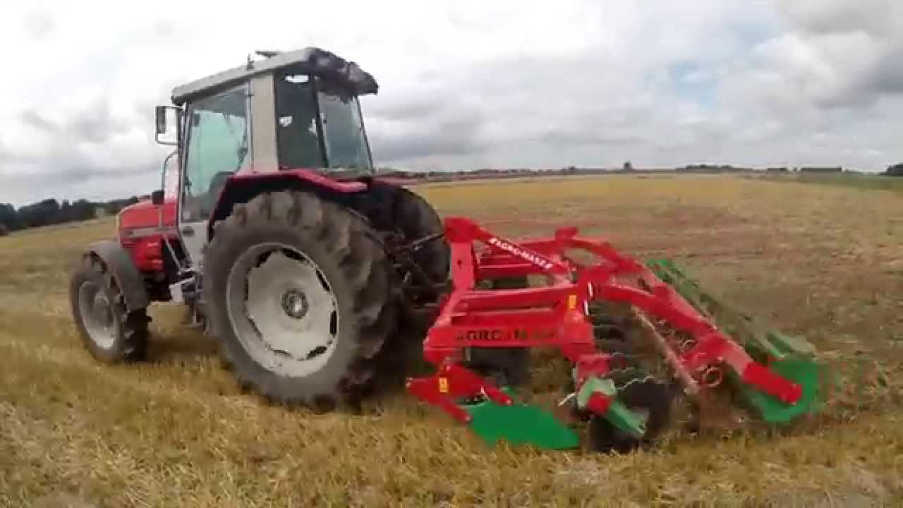 Żniwa 2014 Talerzowanie | GoPro | Massey Ferguson 3095 | Agro-Masz BT30 | Full HD |