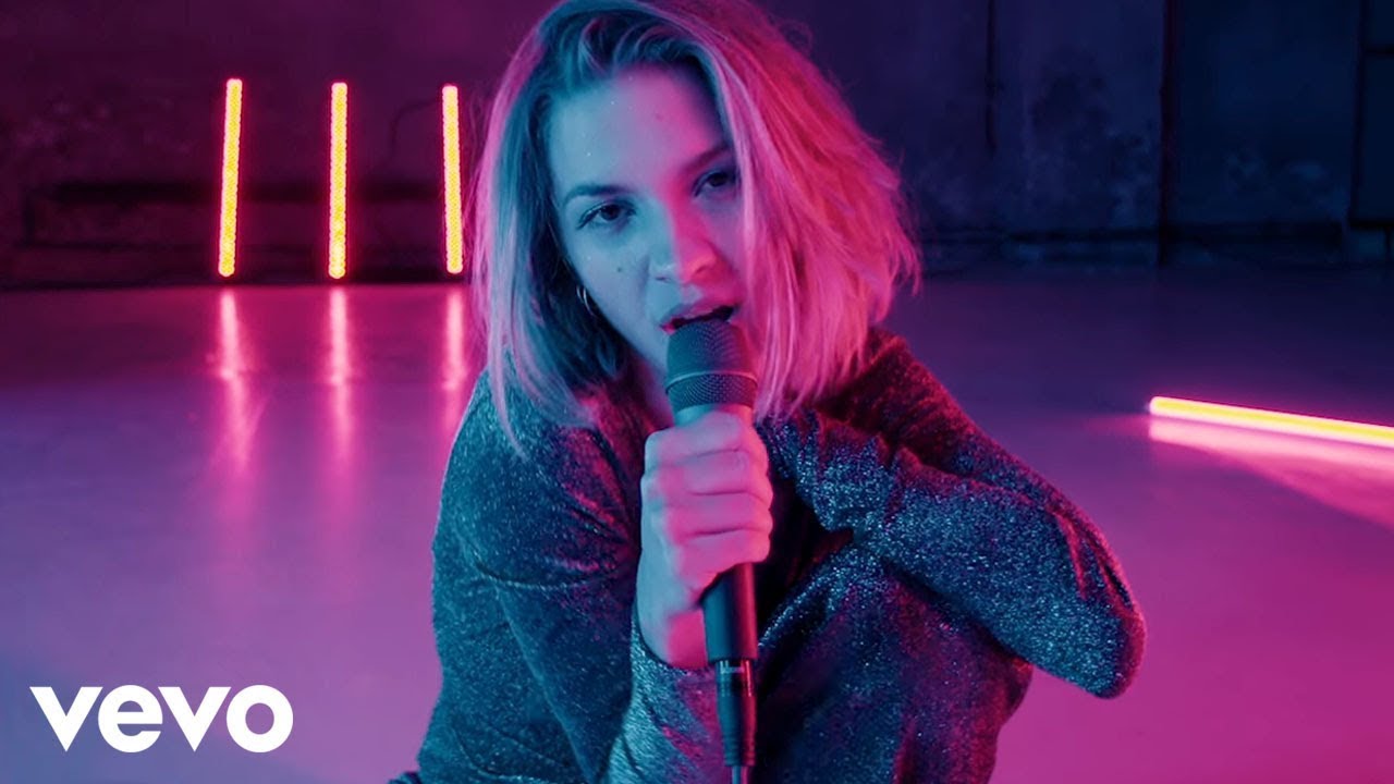 Tove Styrke - liability (demo)