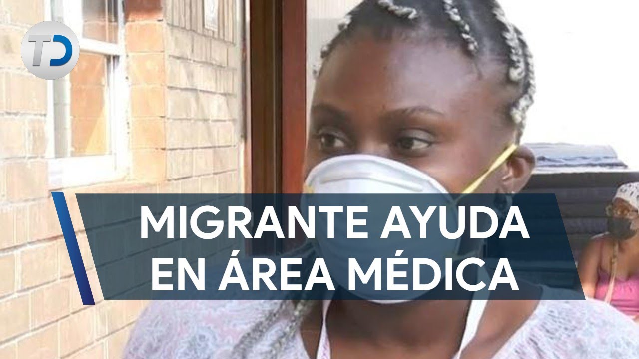 Migrante haitiana ayuda en el área médica de Casa INDI en Monterrey