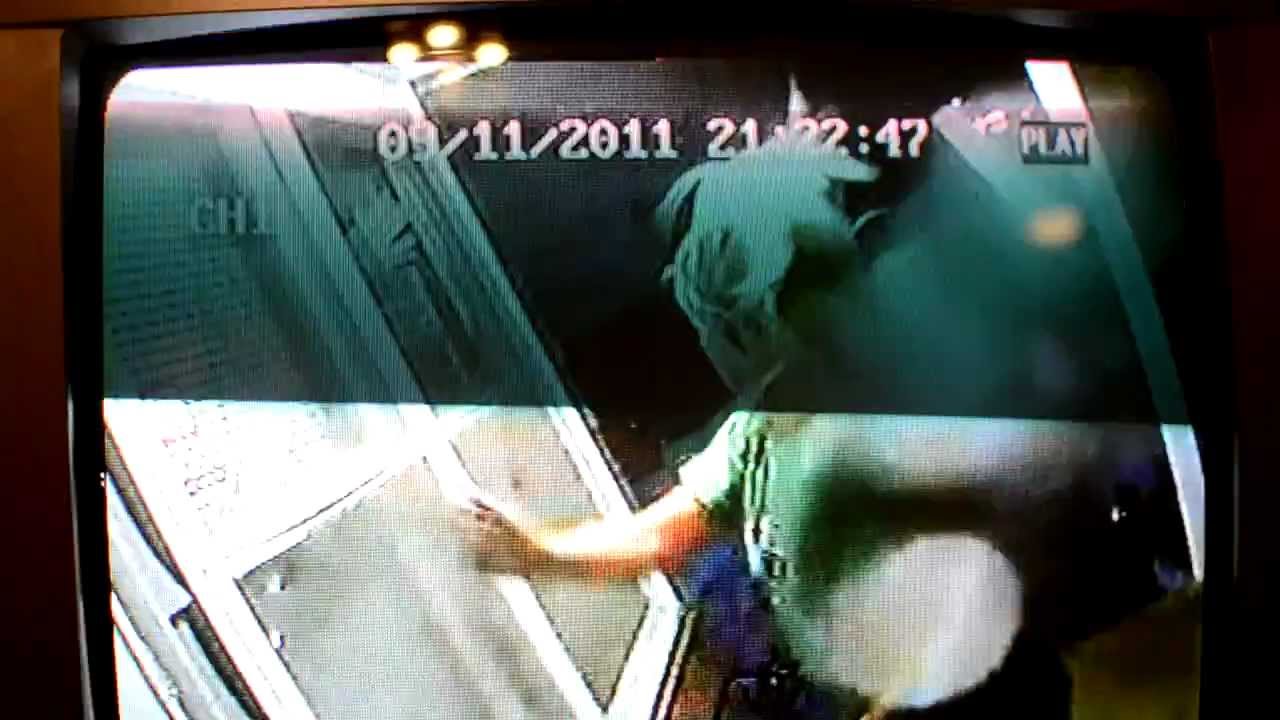 Hot Chick goes Psyco cause EX-Boyfriend won't 