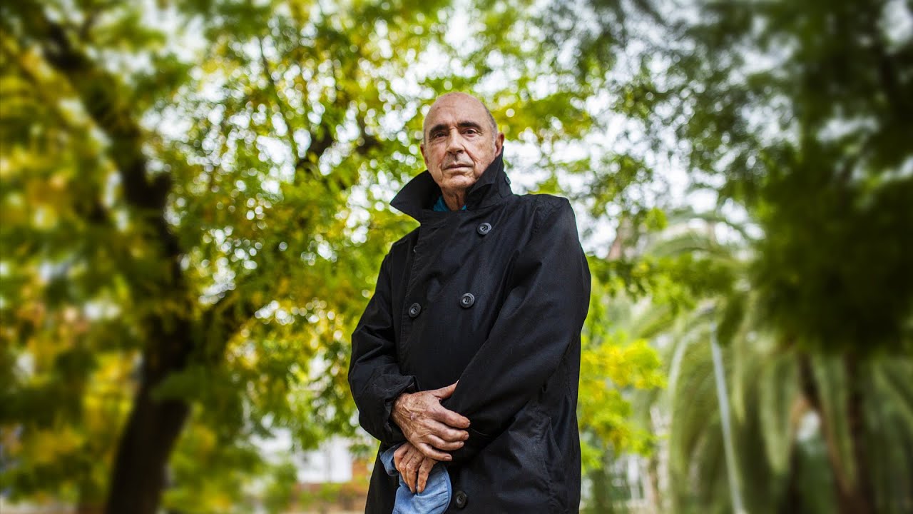 Entrevista d'Antoni Bassas a Lluís Llach