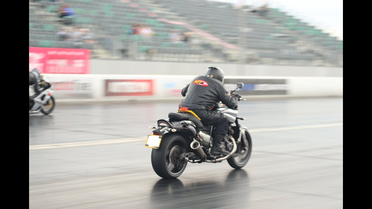 Santa Pod Raceways 2019 - 1700 V-MAX