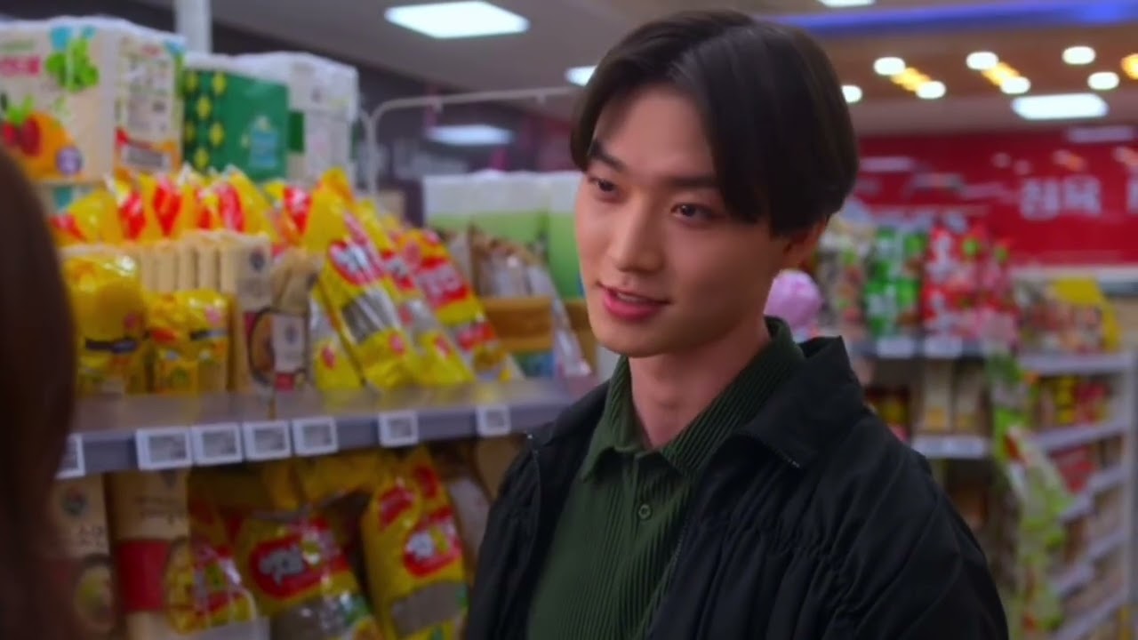‘XO, Kitty’ Funny Voiceover (season 1 store scene) 