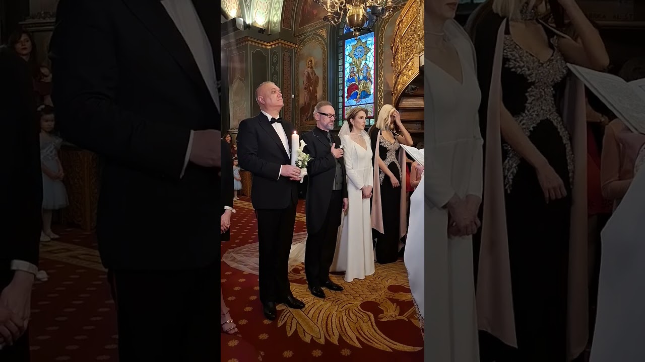 Mihai ALBU și Elena s-au cununat religios la Biserica Alba