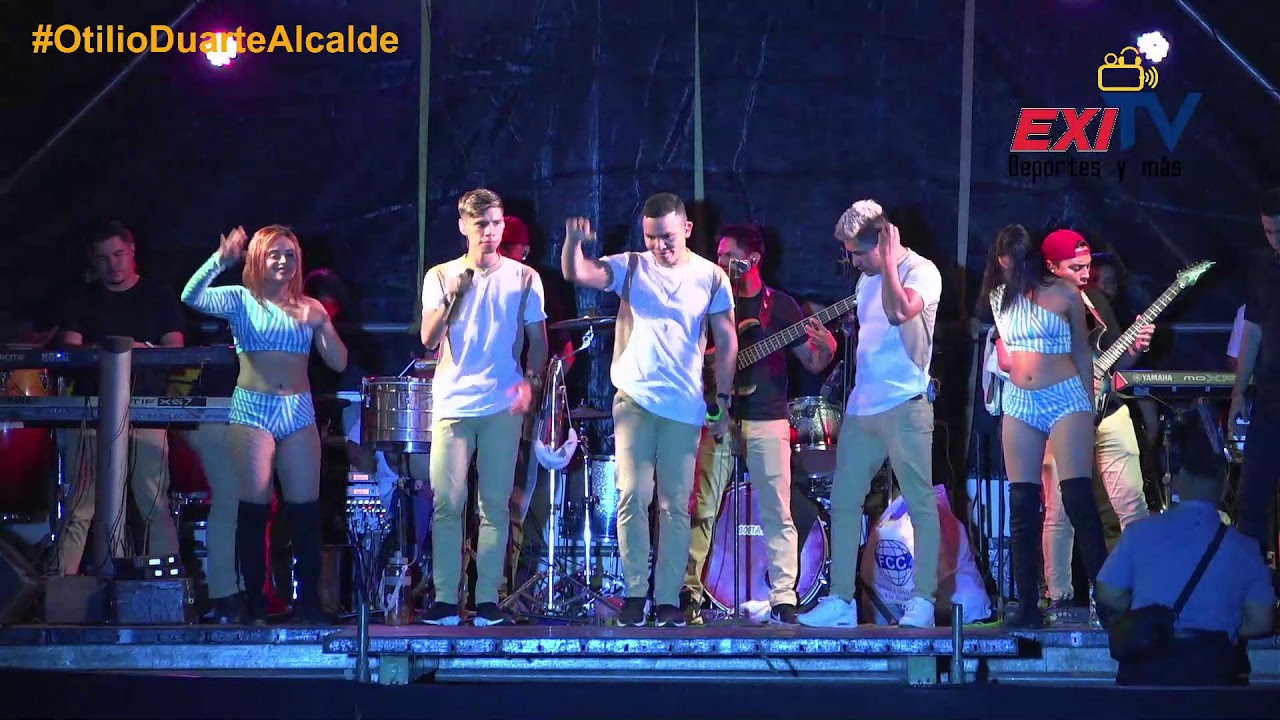 Familias de #Siuna disfrutan del concierto musical de Costa Azul.