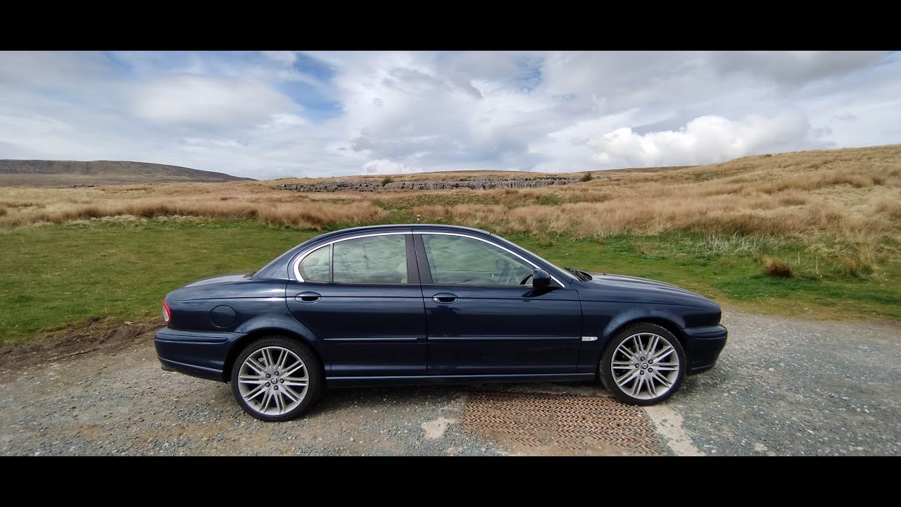 Jaguar Xtype Ribble Valley Ingleborough Drive