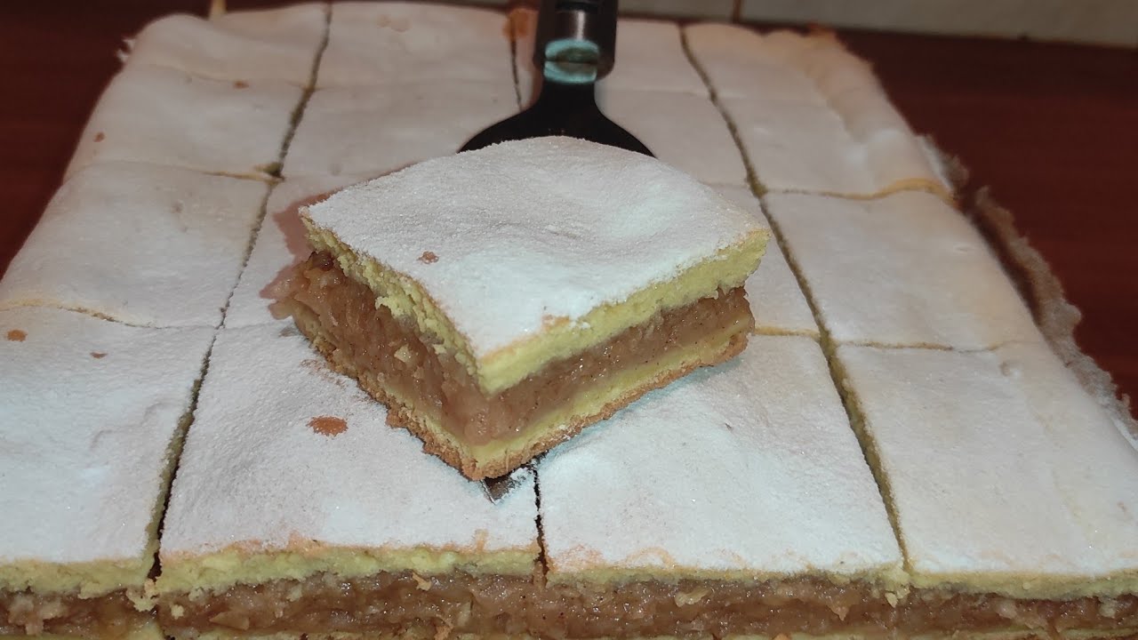Prăjitură cu măr coaptă în tavă EXTRA PUFOASĂ 😋 O pregătesc în fiecare săptămână