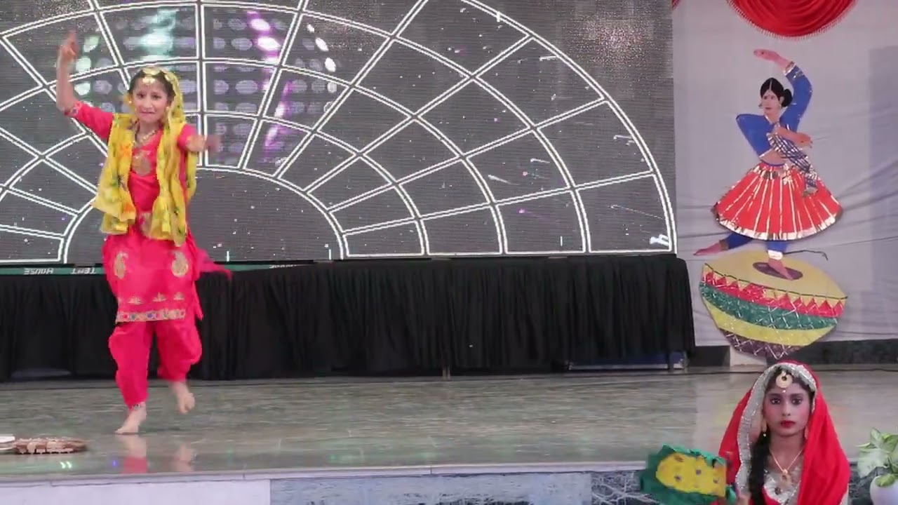 PUNJABI DANCE BY GURSIRAT