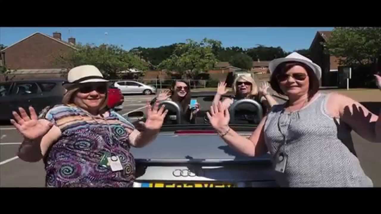 Uptown Funk (Clean Version) - Holly Spring Junior School, 2015