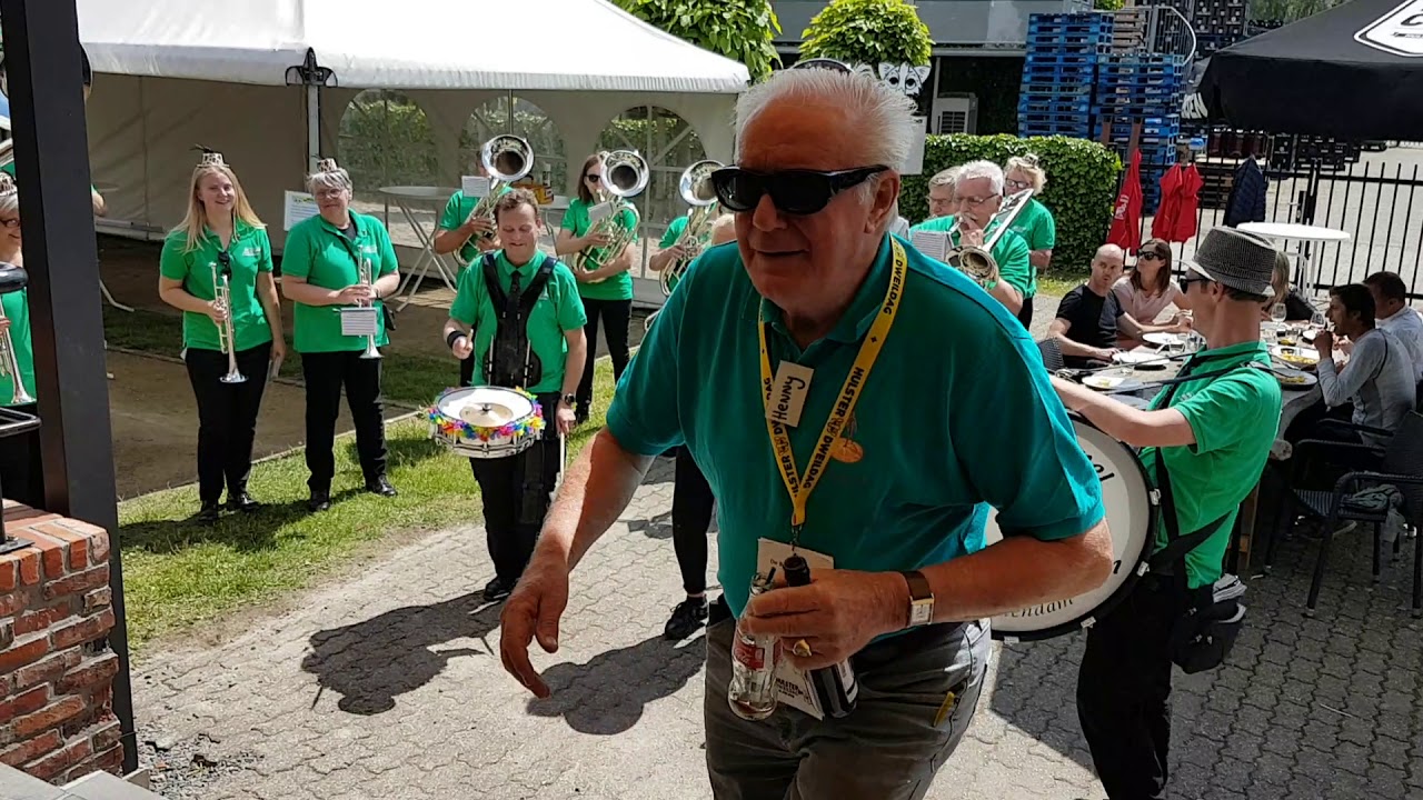 Feestkapel De Blaasknarren - Sweet Caroline