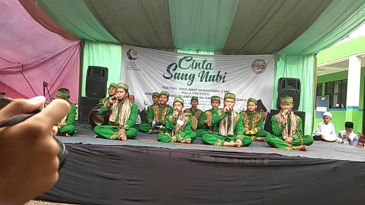 Juara 1 FSN RMI NU Sumedang_ Grup Hadroh El-Syakh PP. Al-Hikamussalafiyyah Tanjungkerta Sumedang