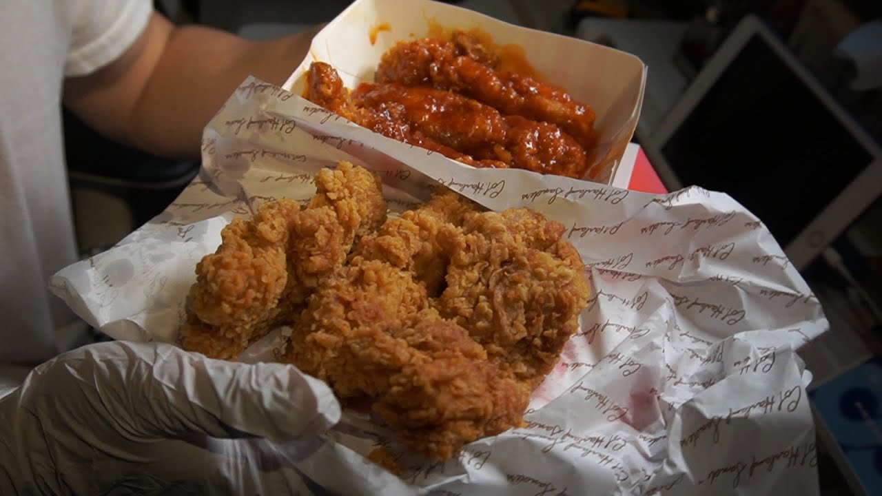오늘은~ KFC🍗 바삭한 핫 통다리 순살 & 갓 양념 통다리 순살 치킨 먹방 | Fried Chicken | ASMR | Mukbang