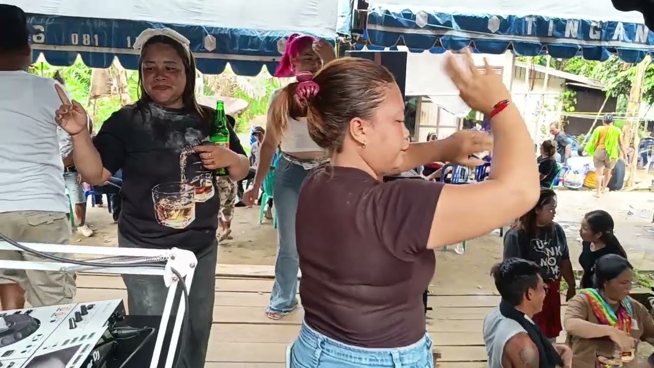 DJ ALFAYET acara syukuran keluarga besar bapa LINA desa Tw. Manyangen Katingan