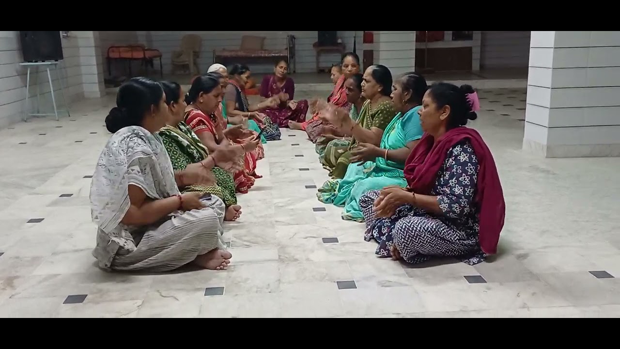 આવ્યા આવ્યા ચૈત્ર માસના નોરતા💥🌷💐🌸🎊   ભજન નીચે લખેલ છે