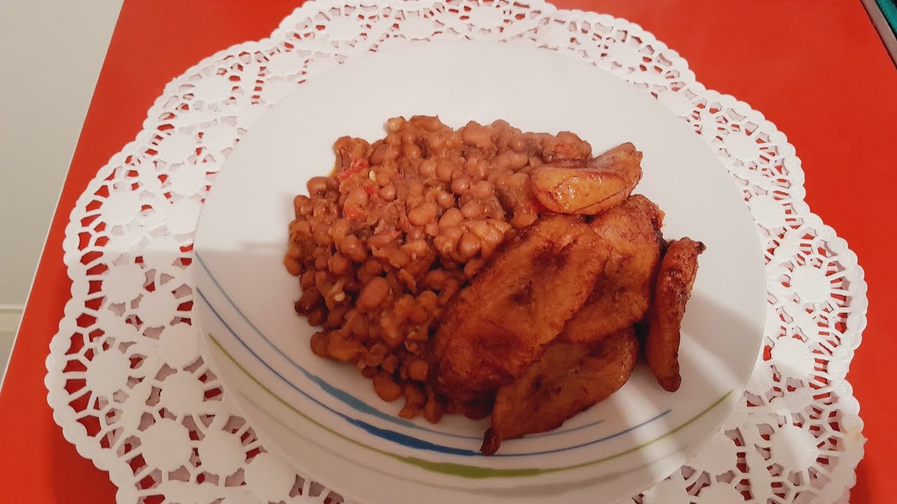 Simple method to Prepare Honey Beans(Ewa Oloyin) with Plantain.