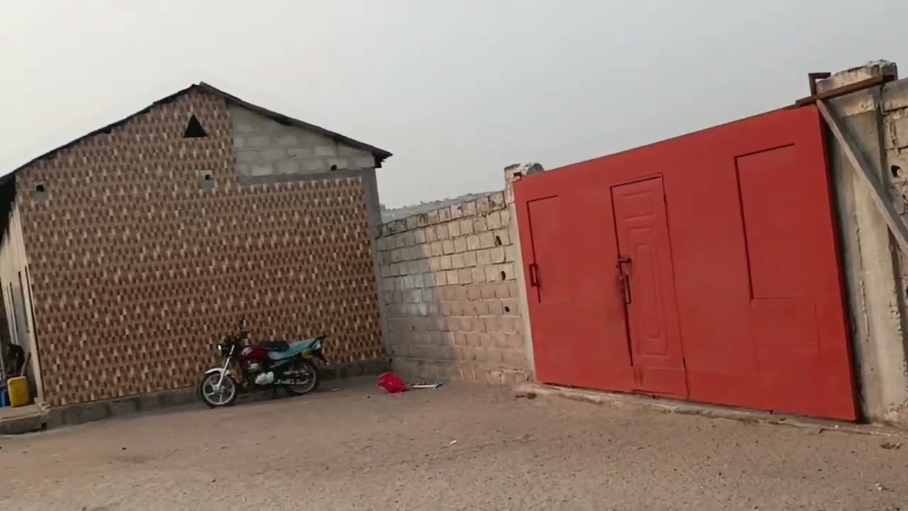 22/6/2024 UNE GRANDE AFFAIRE À MBENZALE OCC 25/40m 55000$ À DISCUTER +243901913341