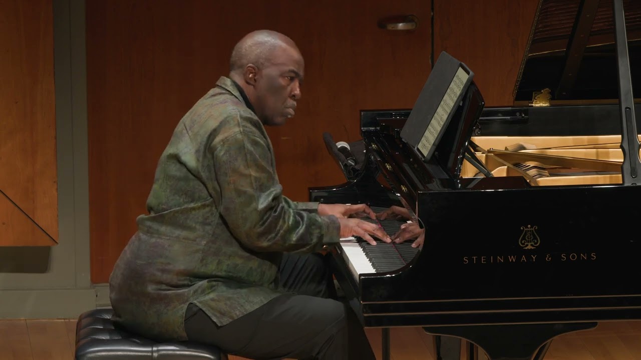 William Chapman Nyaho plays Halim El-Dabh's Mekta’ In the Art of Kita’