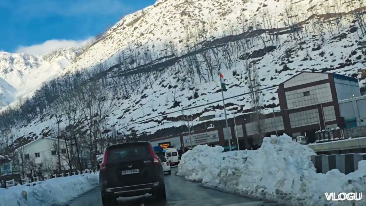 2026 season First snowfall in kashmir #gojri_song #snowfall #gojri-bait
