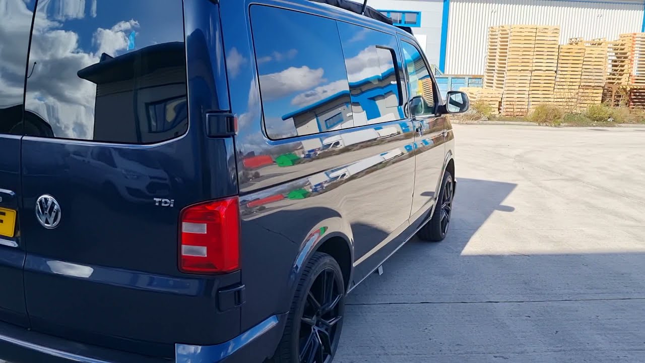 2017 T6 Highline Starlight Blue