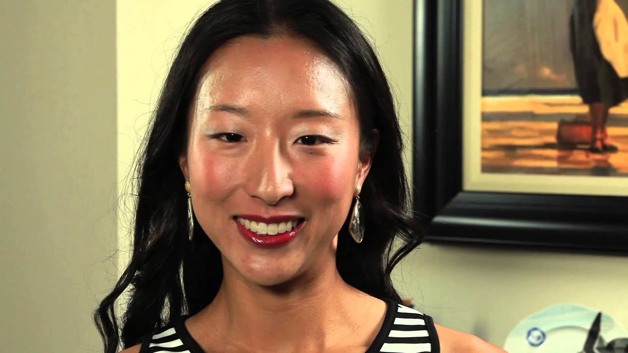What Earrings Go With a Black & White Dress? : Getting to Know Your Jewelry