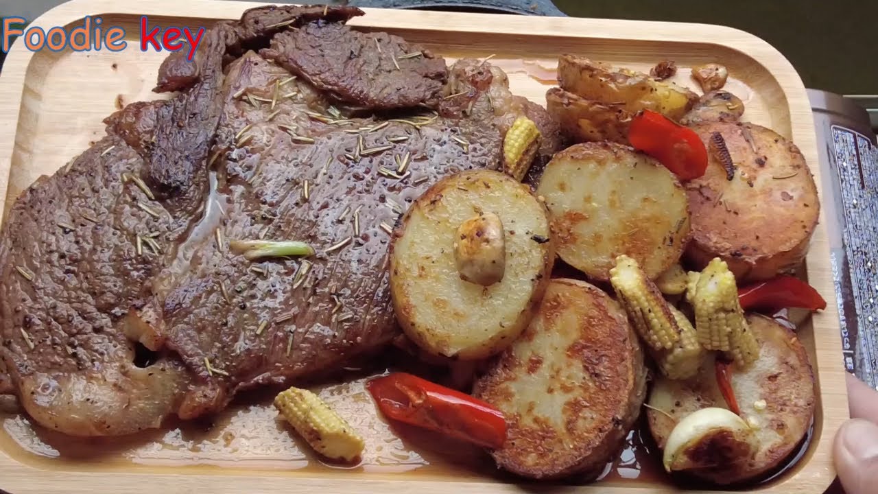 鑄鐵鍋香煎比臉大牛排