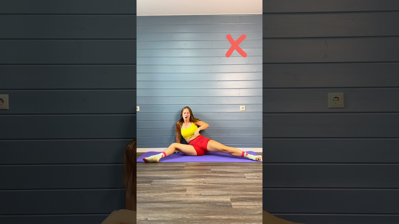 Middle Split Easy Tutorial🔥😱 #howto #split #gymnast #easy #easytips #tutorial #flexibility