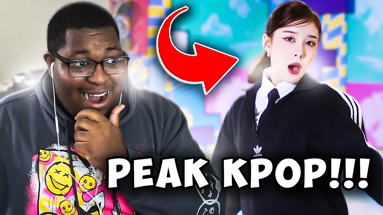 Discovering 'STAYC' | Reacting to ALL M/V's