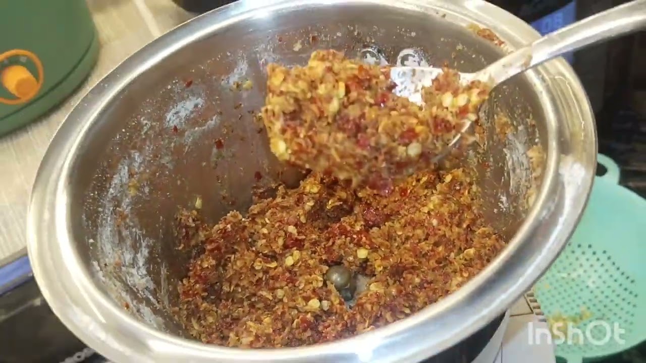 How to make desi achar at home😋😋#food #cooking #minivlog #desiachar #motherhood 